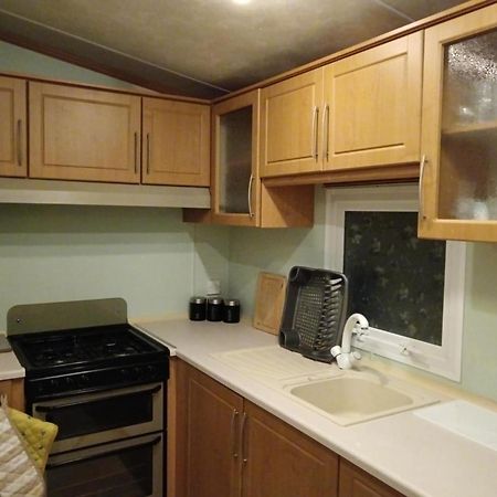 Lovely 3 Bedroom 8 Berth Caravan In Rhyl Exteriér fotografie